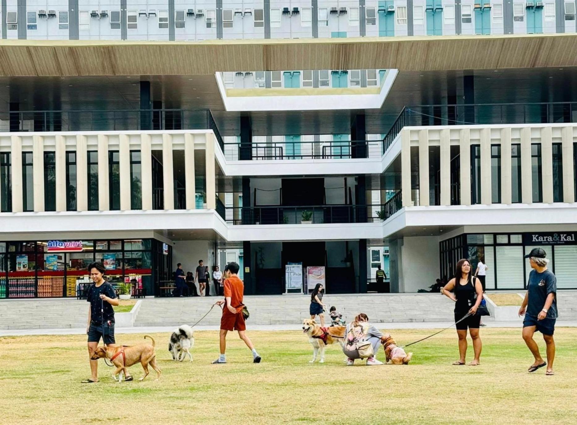 Ferienwohnung Pandora'S Nest Manila Exterior foto